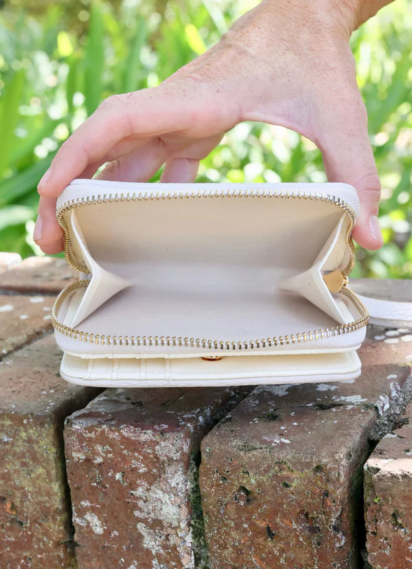 NADINE ZIPPERED WALLET-CREAM