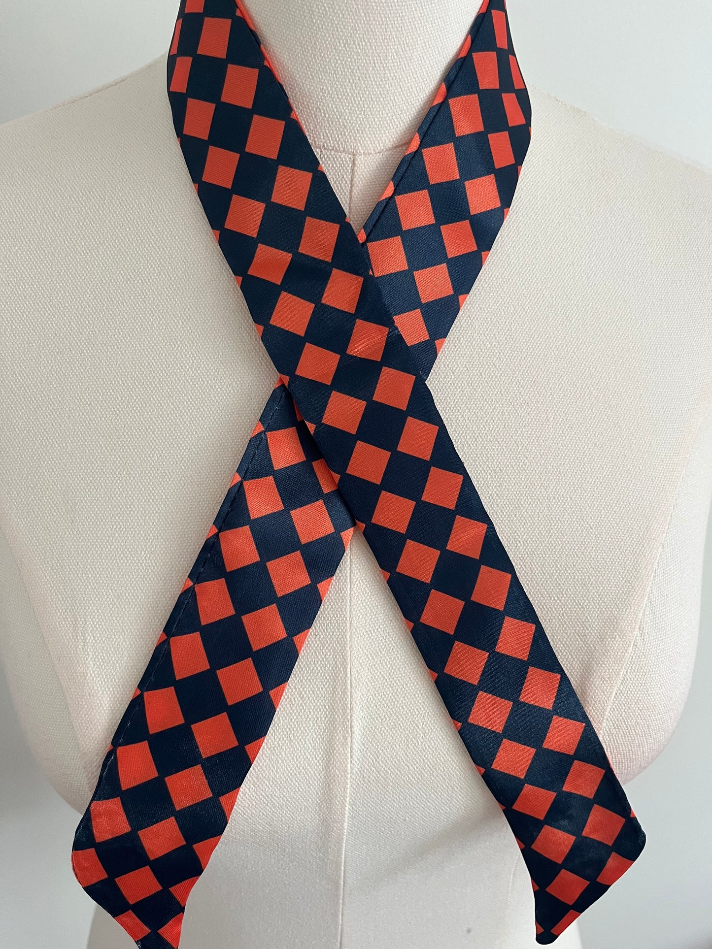GAME DAY CHECKER PATTERN SKINNY SCARF- NAVY/ORANGE