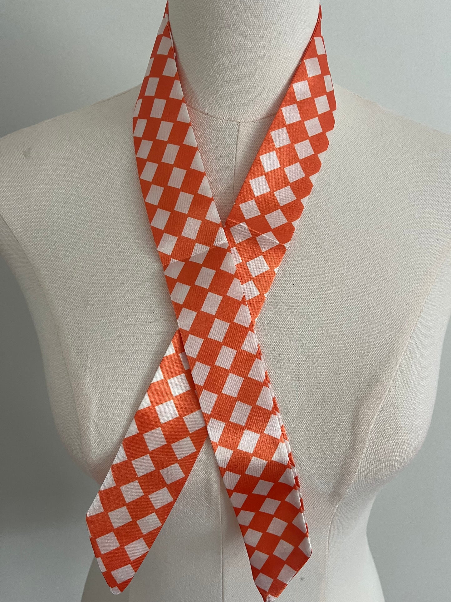 GAME DAY CHECKER PATTERN TWILLY- ORANGE/WHITE