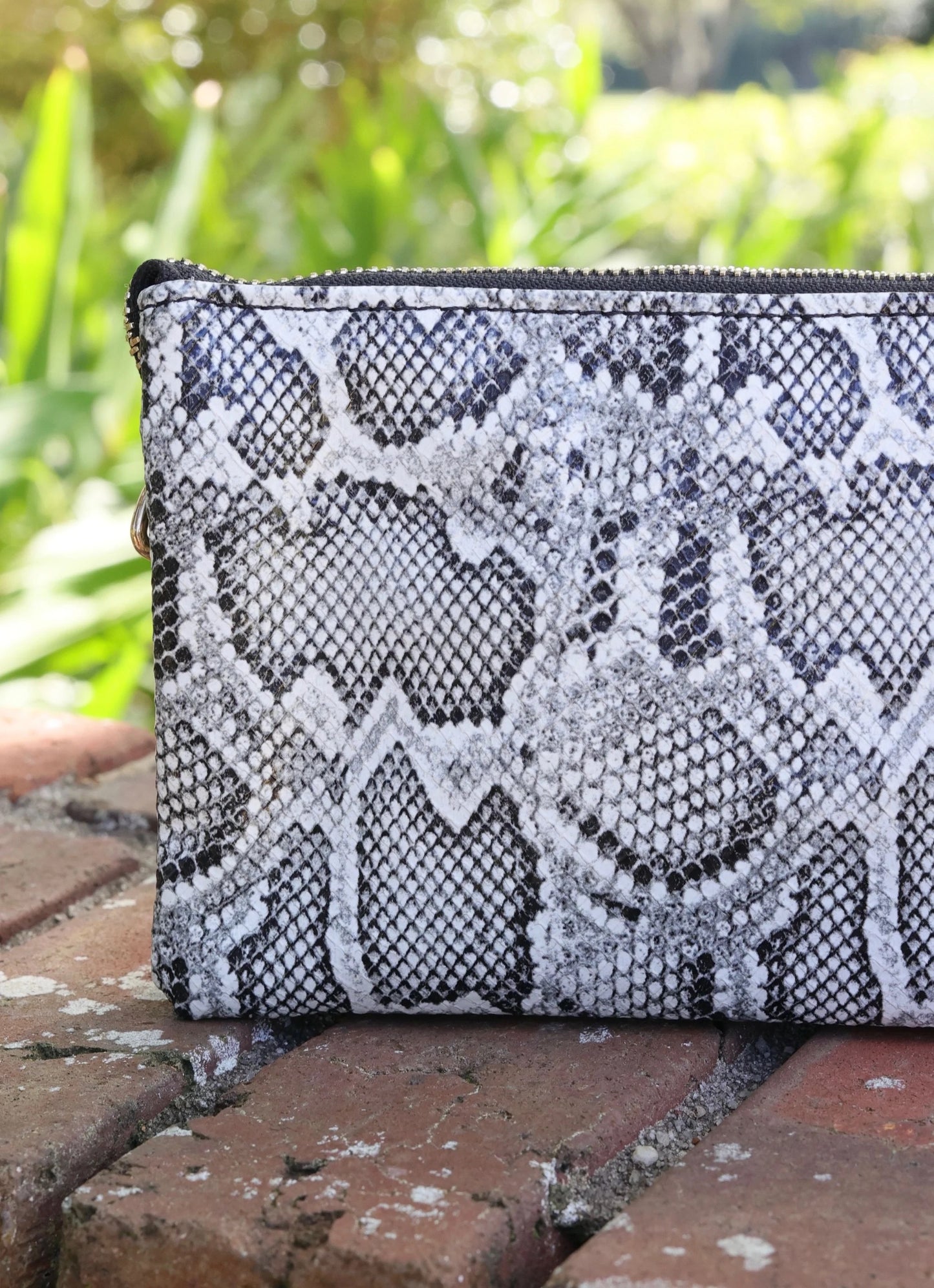 LIZ CUSTOM COLLECTION CROSSBODY- CHARCOAL ES