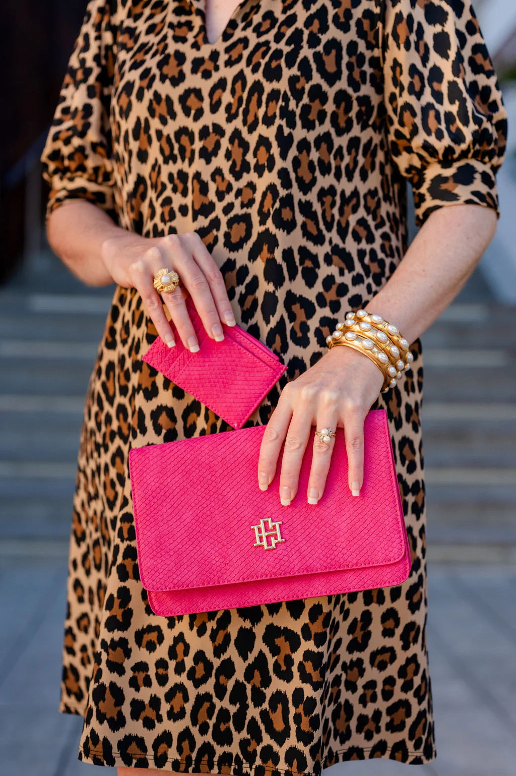 MOLLY ZIP CARD HOLDER-FUSCHIA
