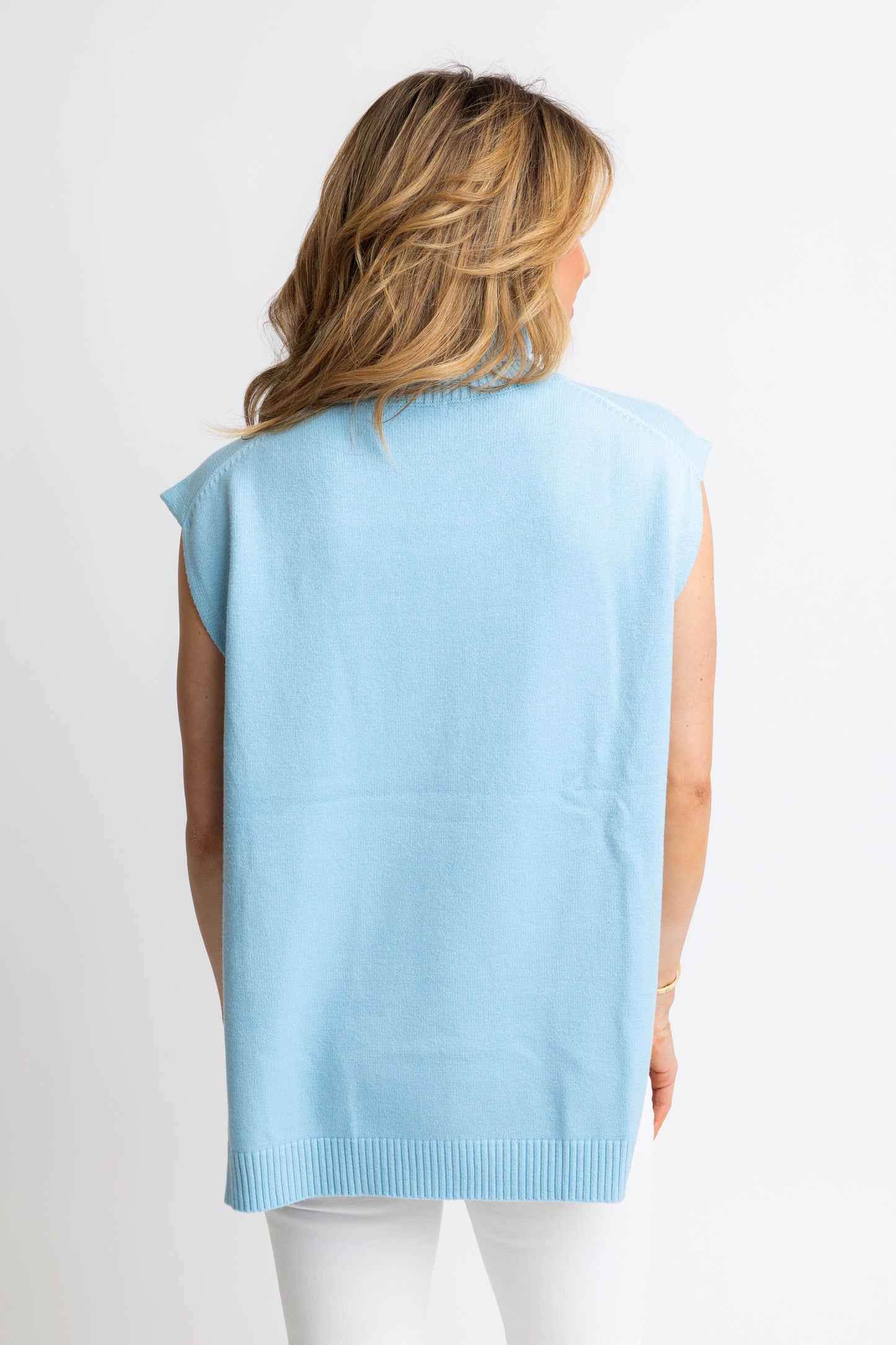 THE EVERYDAY SLEEVELESS TURTLENECK BY KARLIE