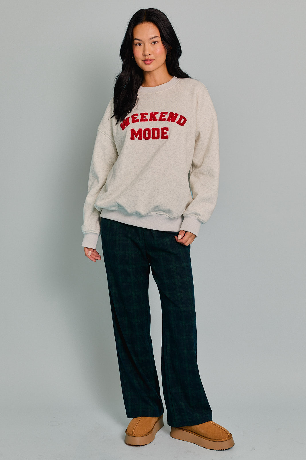 "WEEKEND MODE" FLEECE SWEATSHIRT