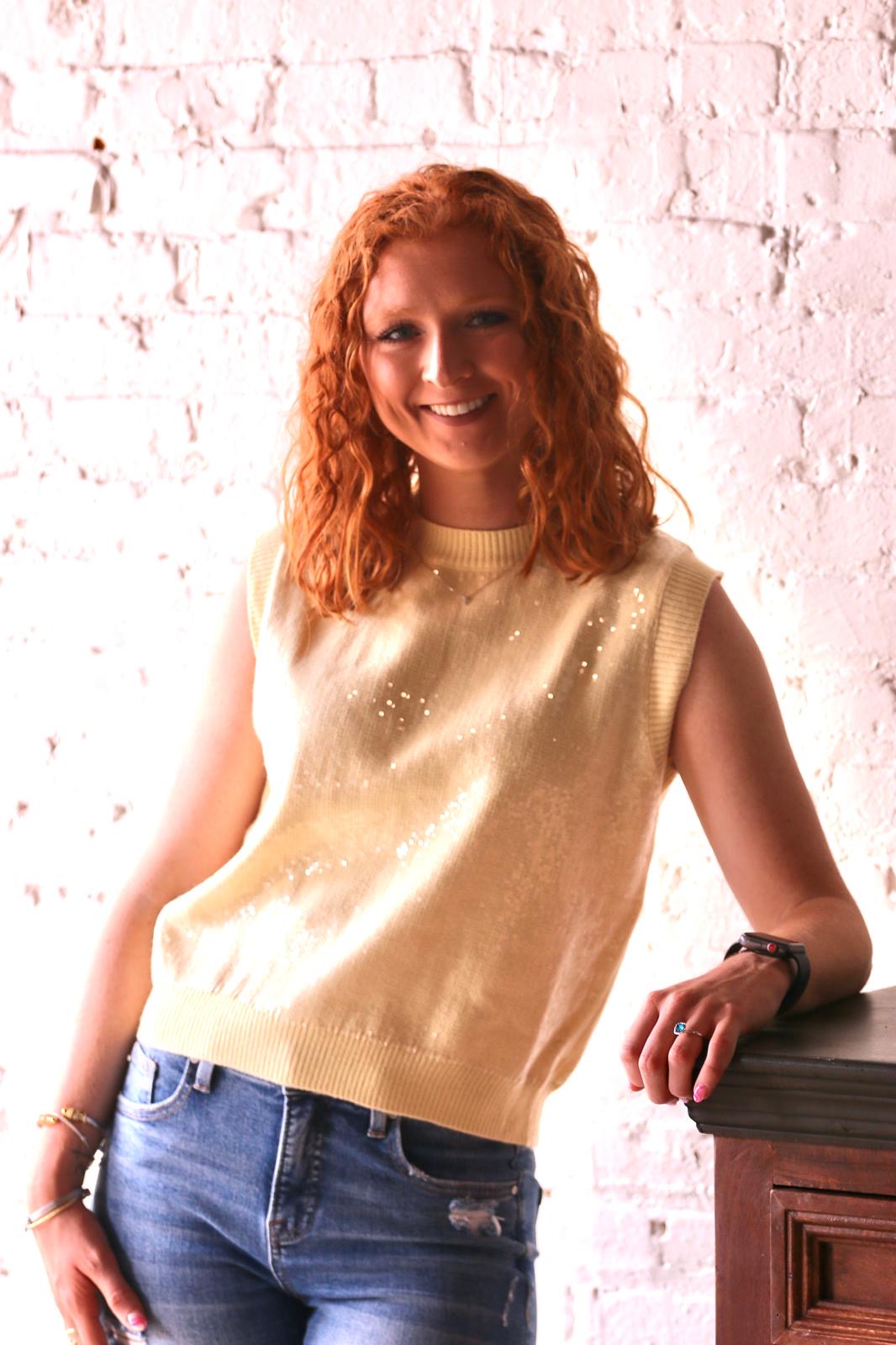 SEQUIN SLEEVELESS SWEATER