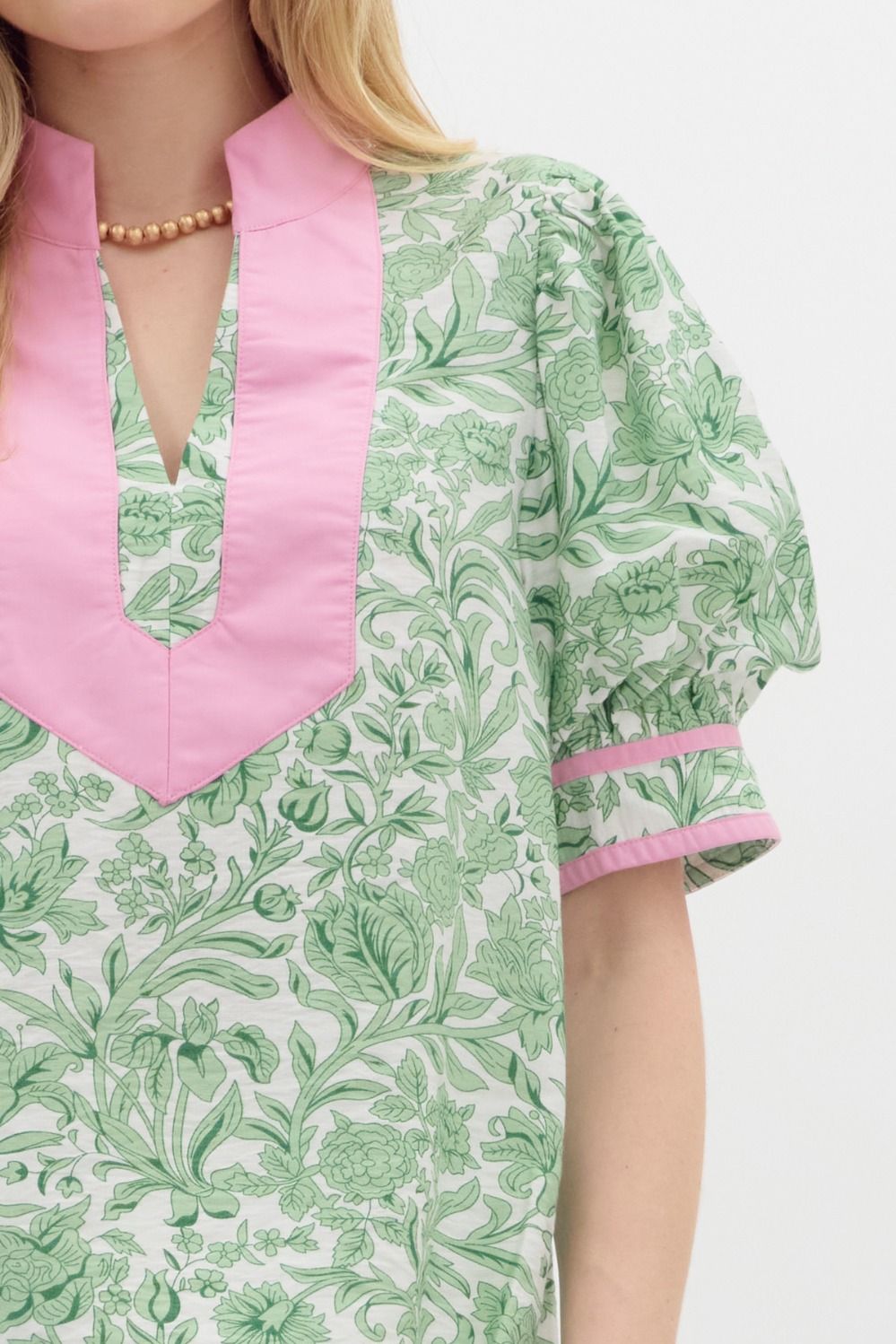 GREEN AND WHITE BOTANICAL PUFF SLEEVE TOP