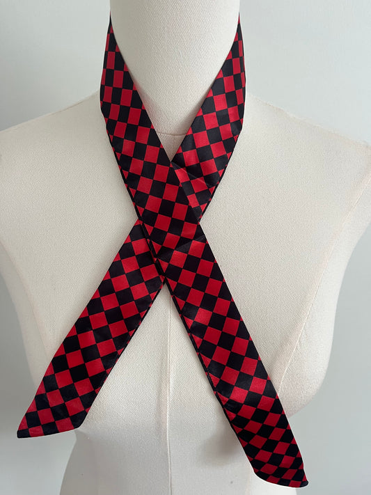 GAME DAY CHECKER PATTERN TWILLY- RED/BLACK
