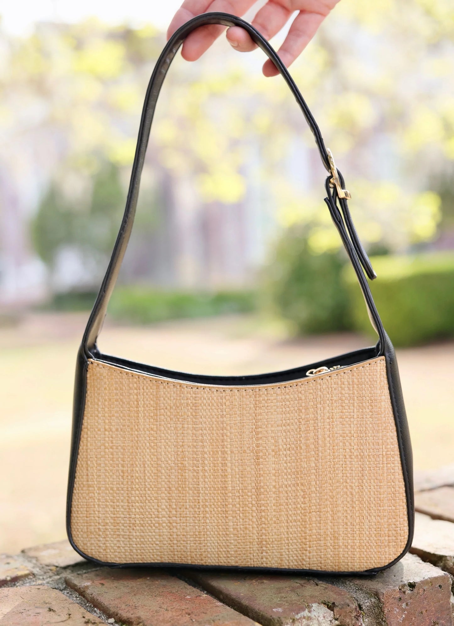 JUDE STRAW HANDBAG-BLACK
