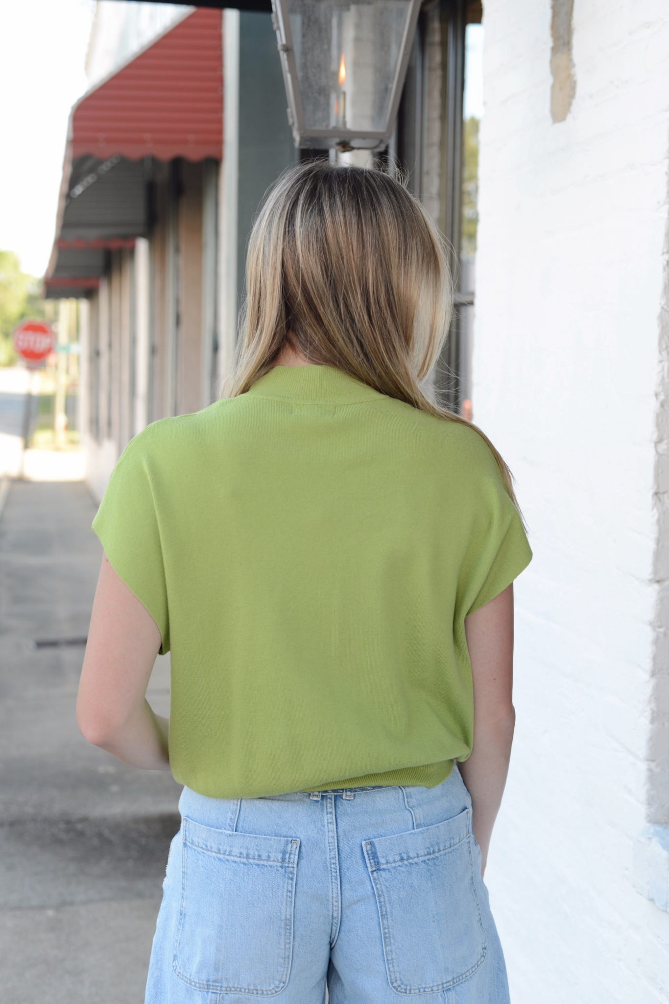 ASHLYN MOCK NECK TOP WITH CAP SLEEVES