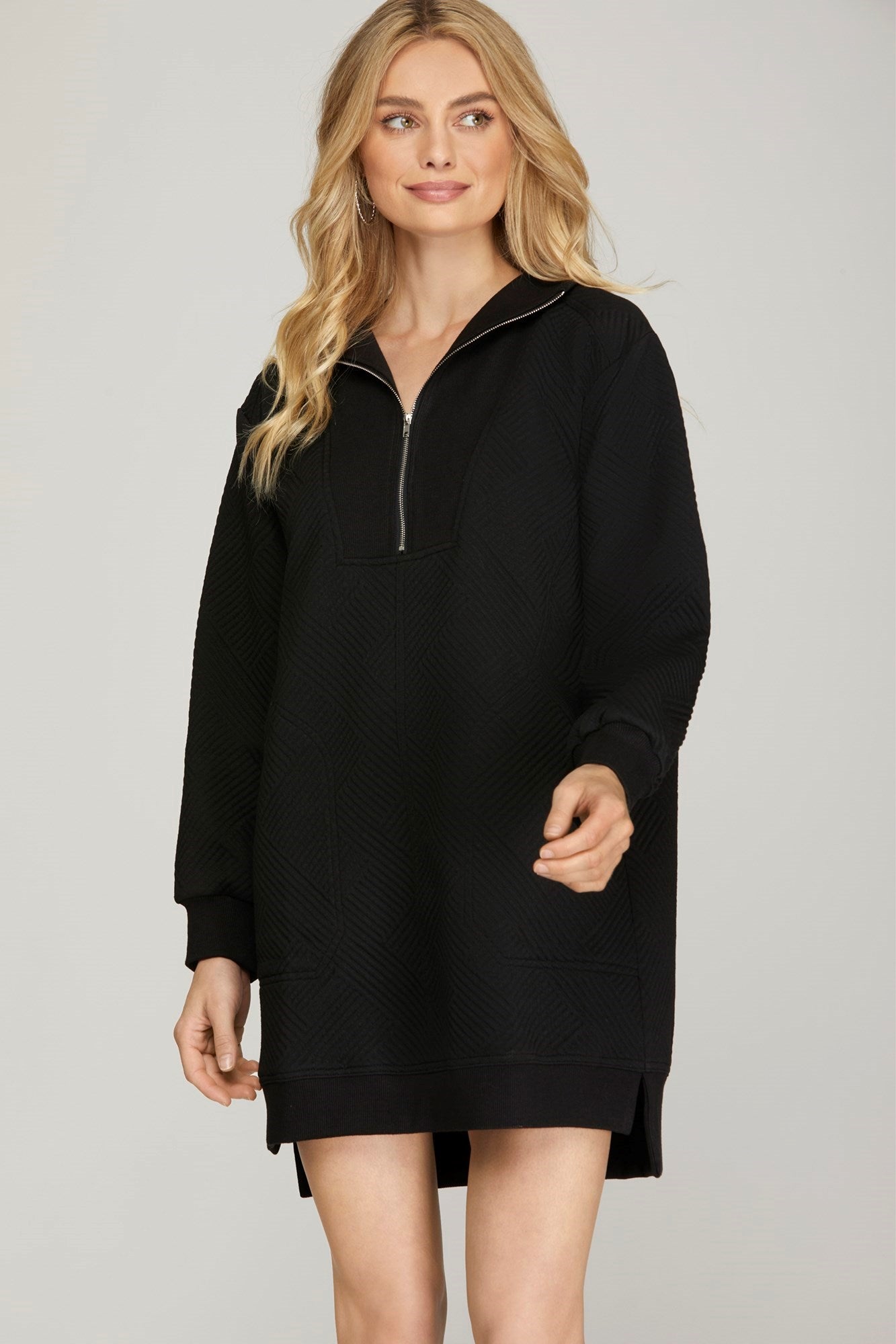 LONG SLEEVE HALF ZIP TEXTURED HEAVY KNIT DRESS WITH POCKETS