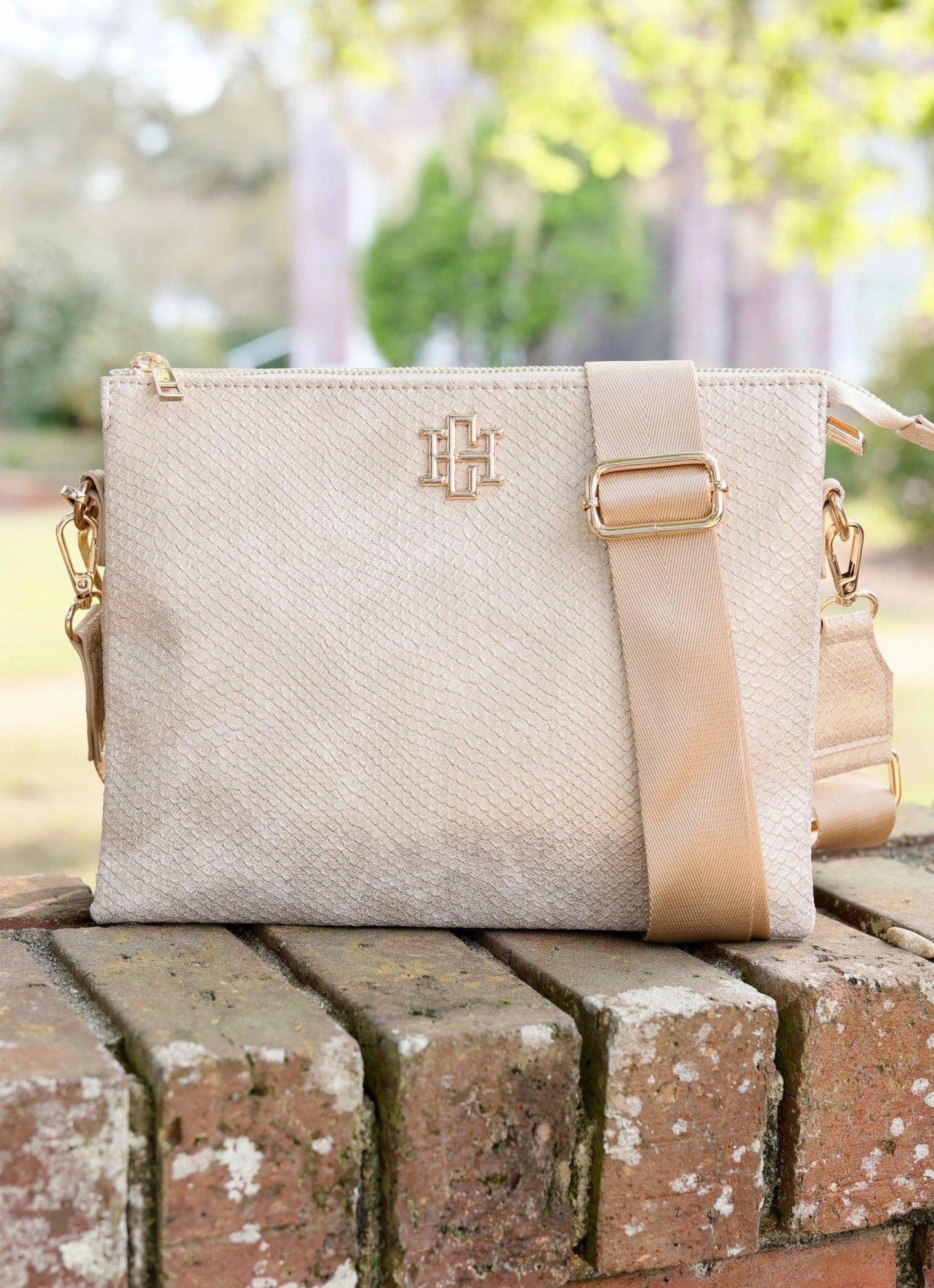 ARIANA CROSSBODY - SHIMMER CHAMPAGNE - Gopher Lane Boutique & Gifts