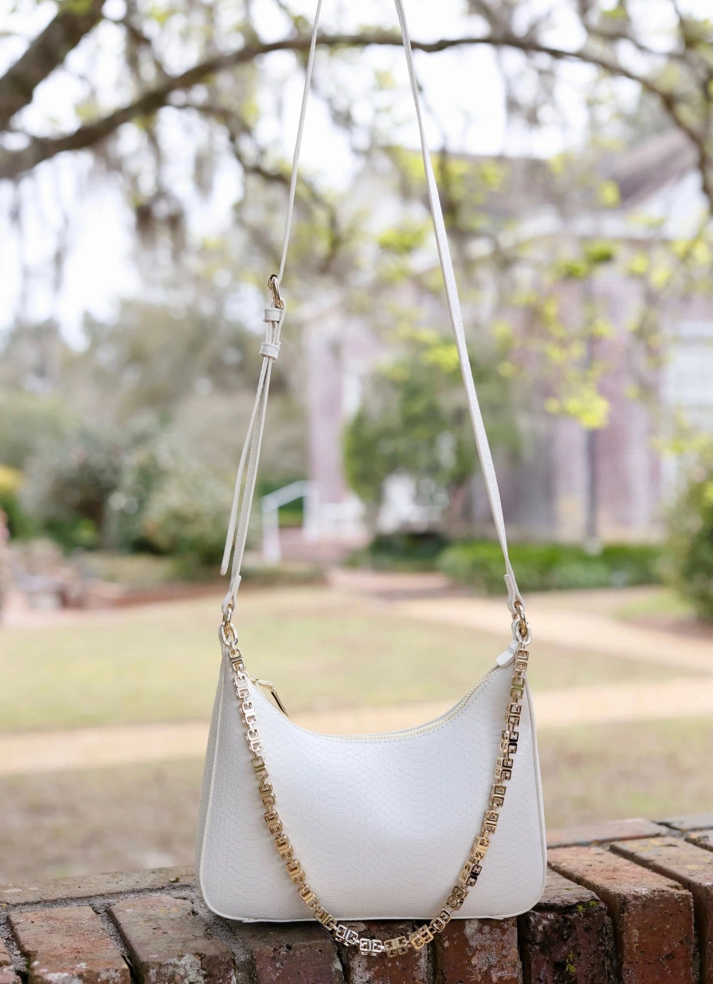 BILLIE CROSSBODY WITH CHAIN - CREAM - Gopher Lane Boutique & Gifts