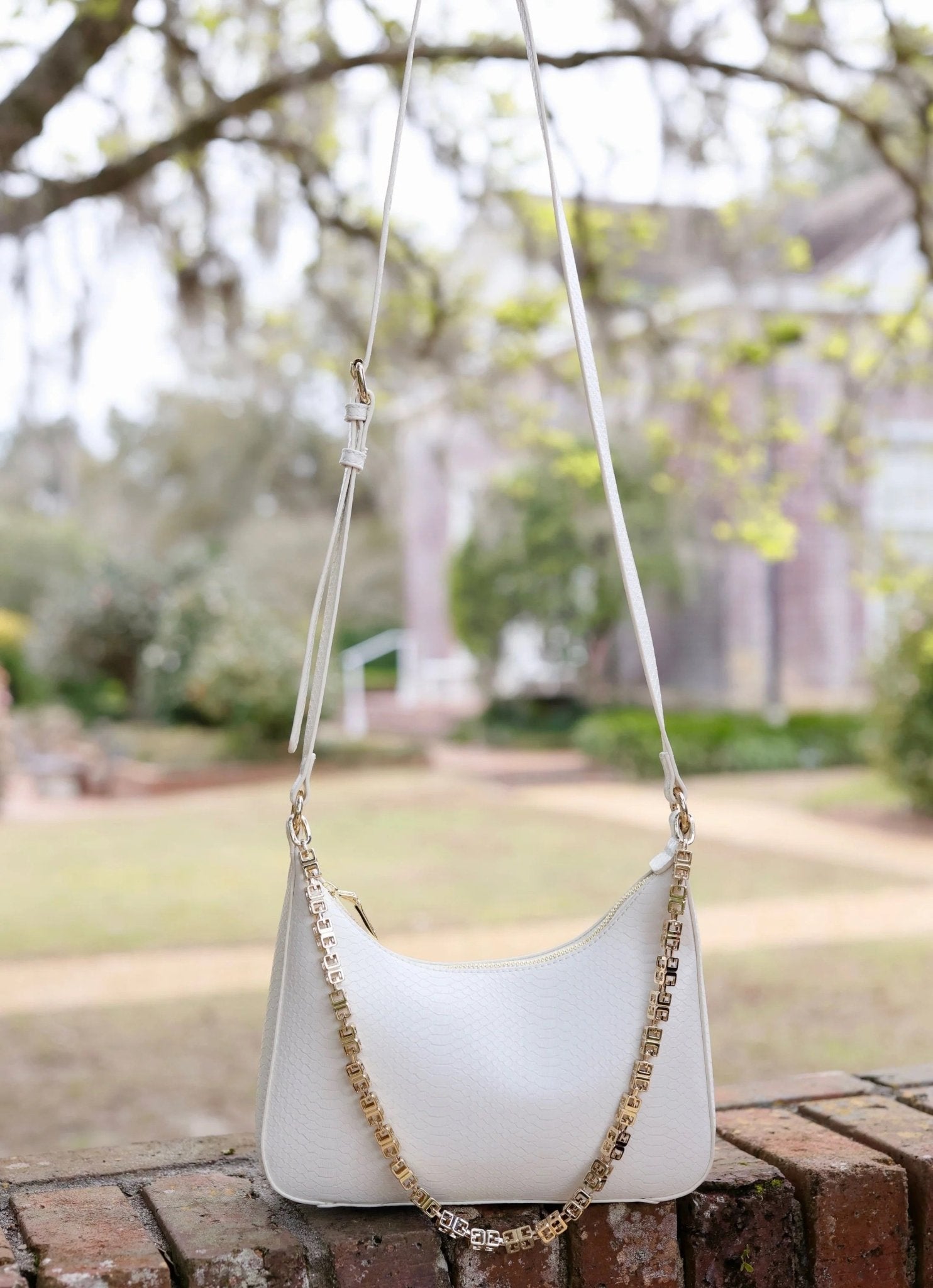 BILLIE CROSSBODY WITH CHAIN - CREAM - Gopher Lane Boutique & Gifts