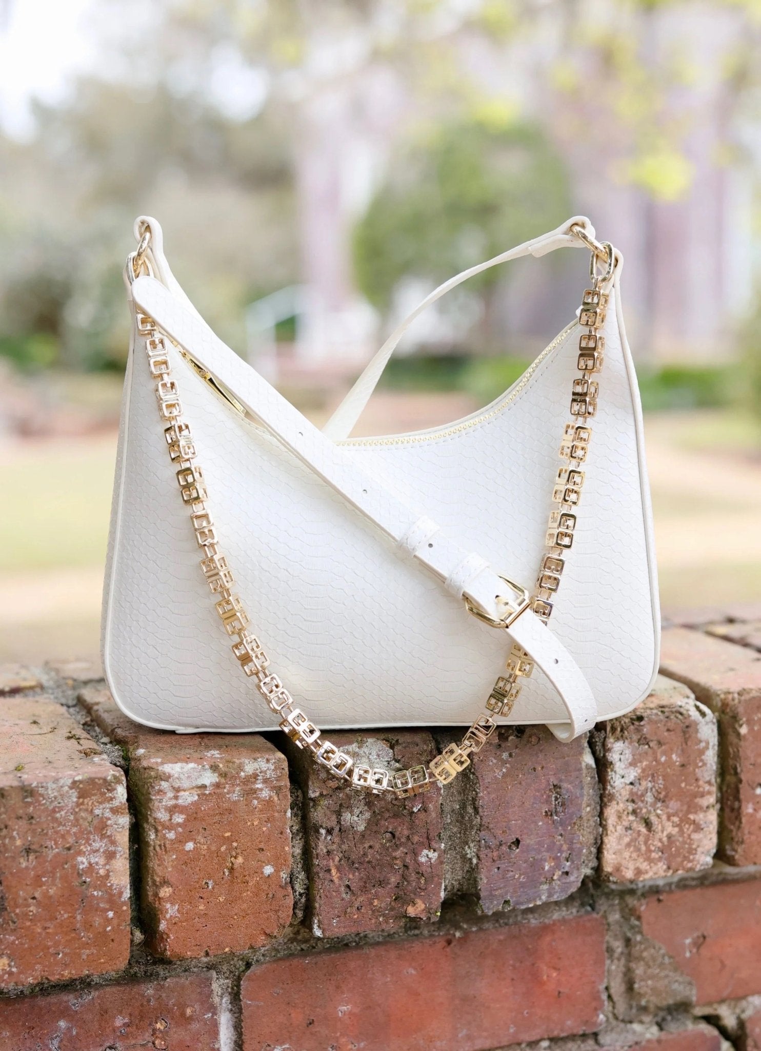 BILLIE CROSSBODY WITH CHAIN - CREAM - Gopher Lane Boutique & Gifts