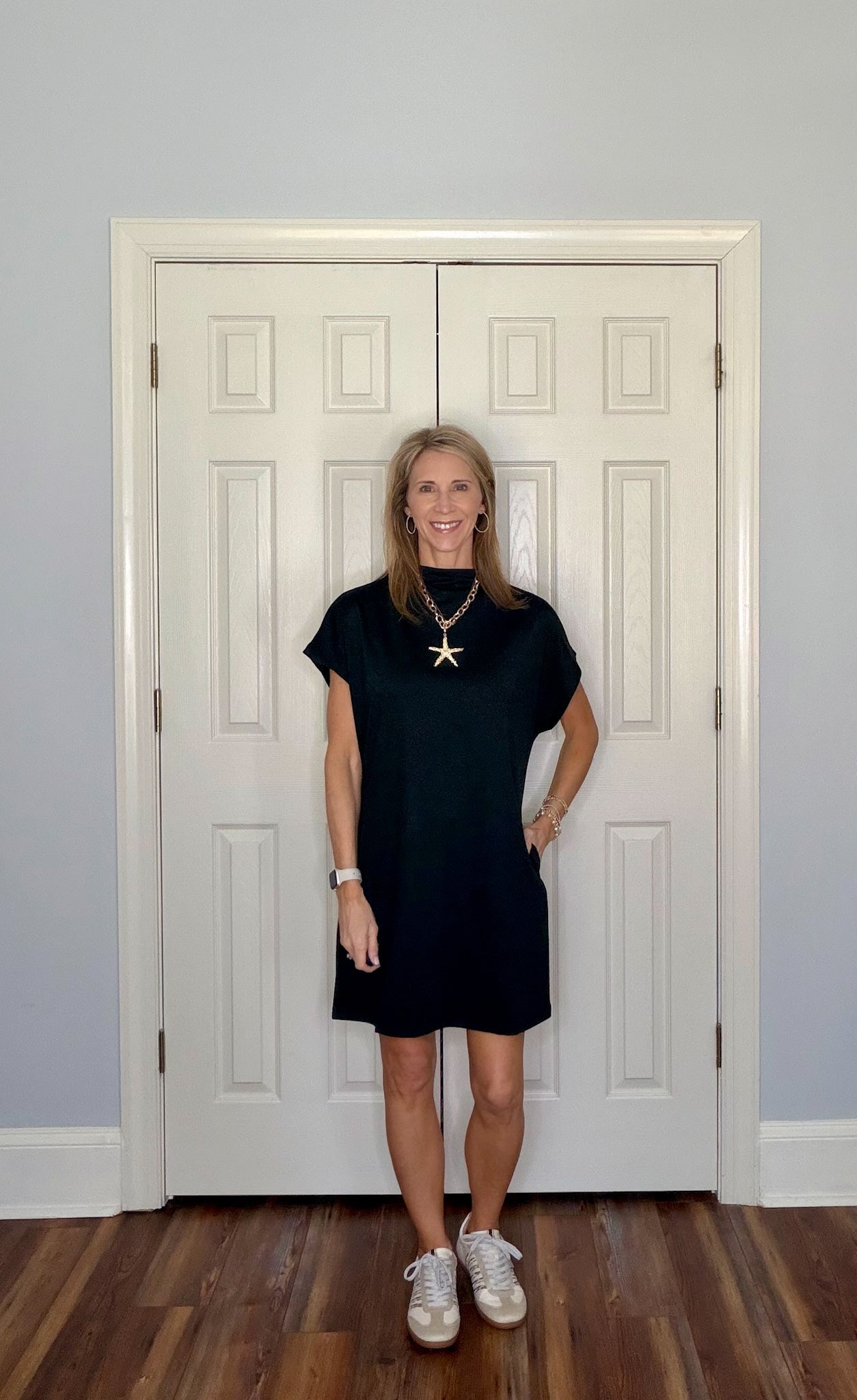 CYBIL MOCK NECK SHIFT DRESS - BLACK - Gopher Lane Boutique & Gifts
