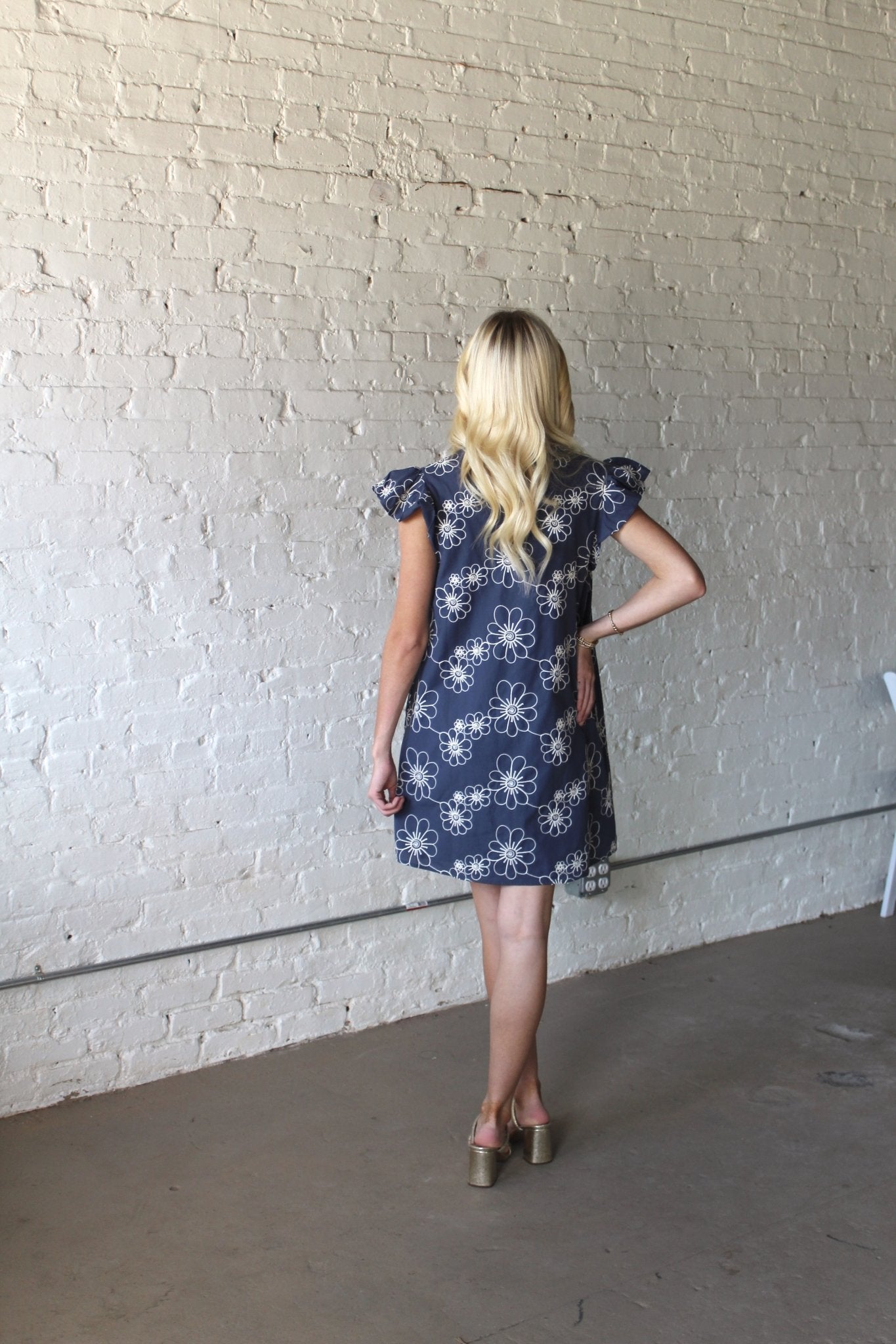 DAISY DREAM DRESS - Gopher Lane Boutique & Gifts