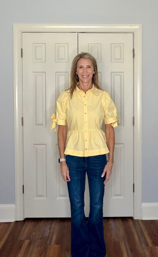 DAISY YELLOW PUFF SLEEVE PEPLUM TOP - Gopher Lane Boutique & Gifts