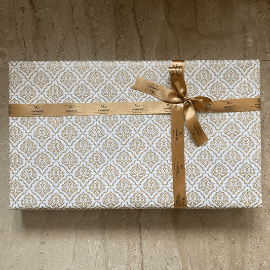GIFT WRAPPING