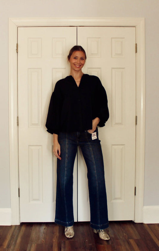 Black puff sleeve top