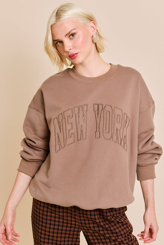 "NEW YORK" CREW NECK OVERSIZED SWEATSHIRT - Gopher Lane Boutique & Gifts