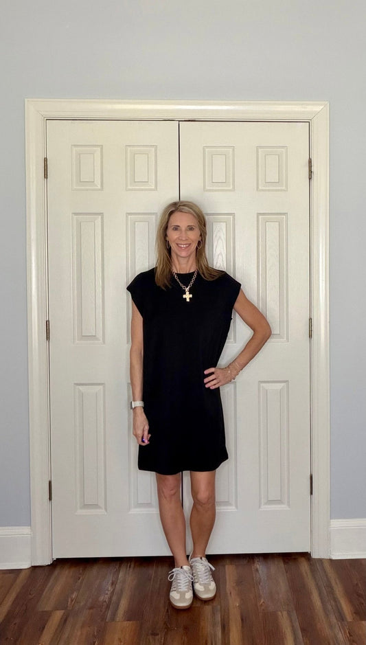 QUINN SHIFT DRESS - Gopher Lane Boutique & Gifts