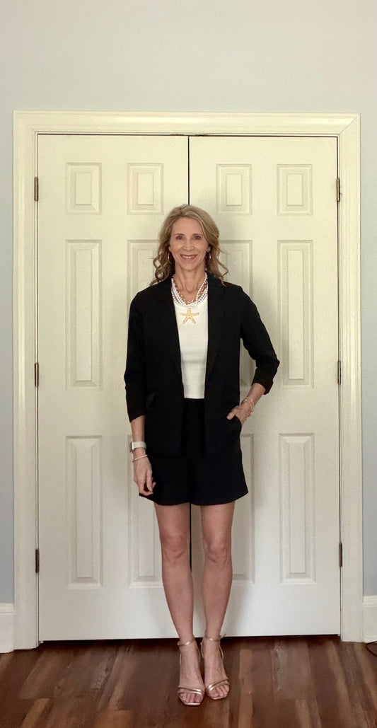 TAYLOR BLAZER AND SHORTS SET - BLACK - Gopher Lane Boutique & Gifts